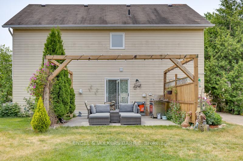Photo 25 of 2294 Webb Street, Innisfil, Stroud — HOMEH