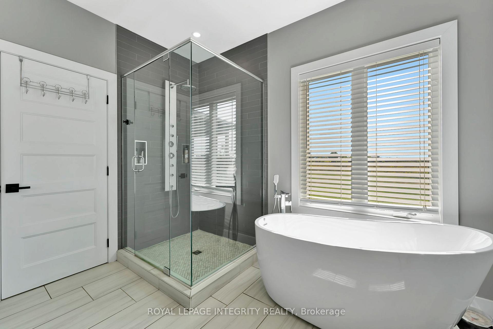 Photo 29 of 2210 Maple Forest Drive, Ottawa, North Gower — HOMEH