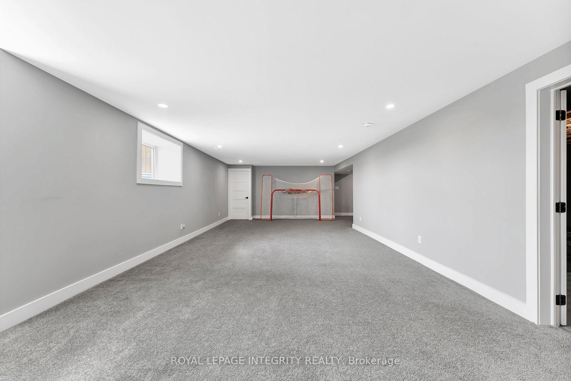 Photo 37 of 2210 Maple Forest Drive, Ottawa, North Gower — HOMEH