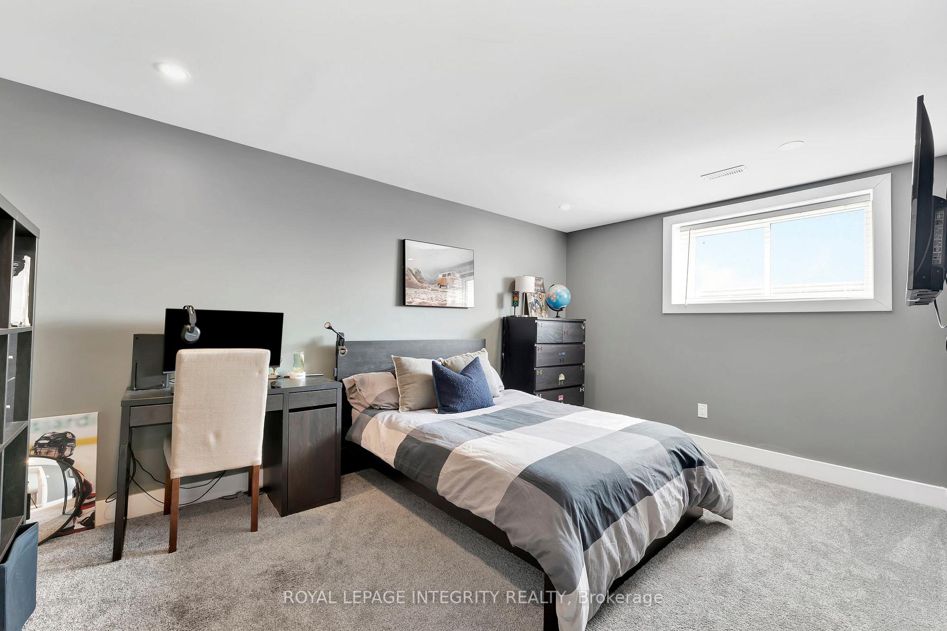 Photo 38 of 2210 Maple Forest Drive, Ottawa, North Gower — HOMEH