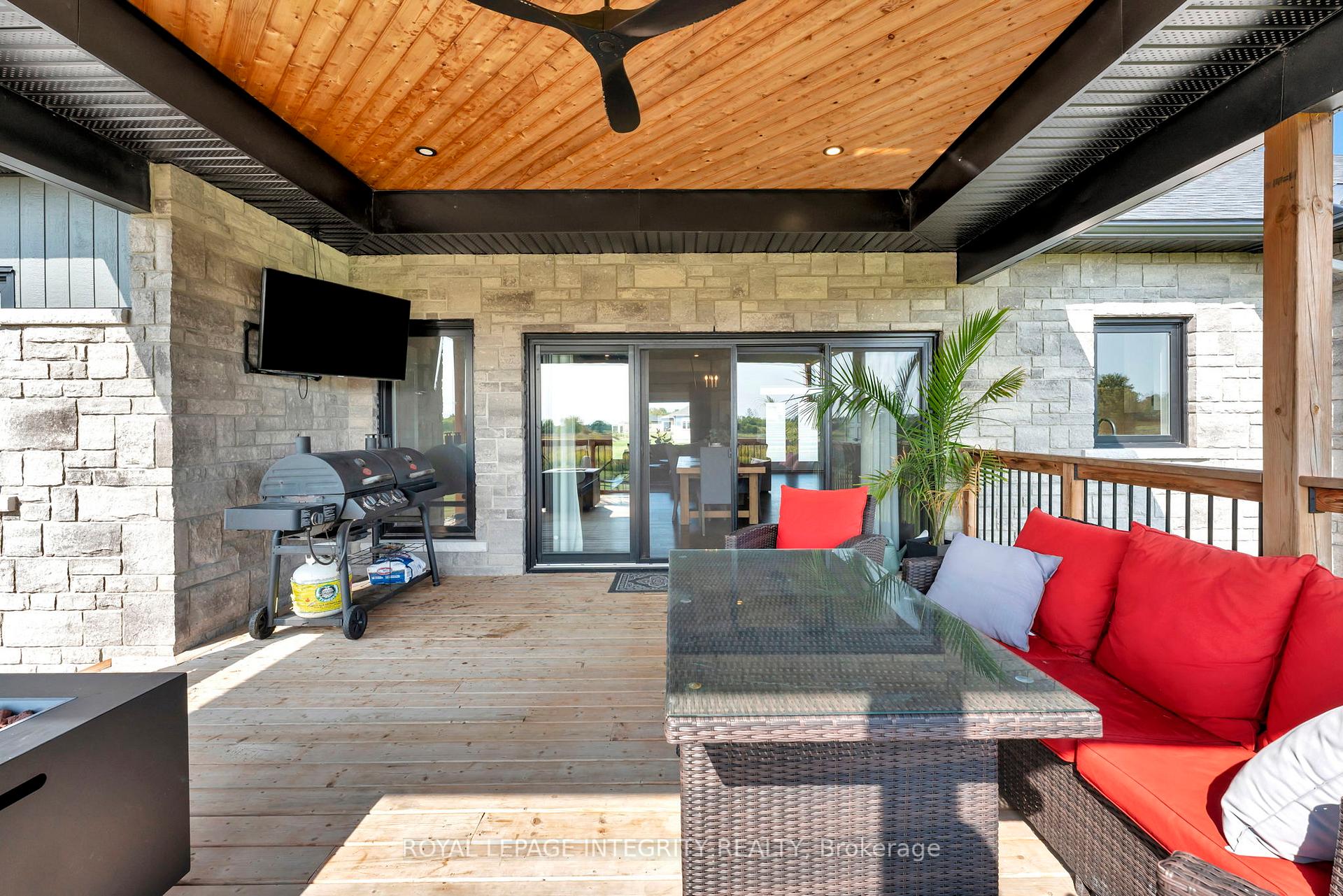 Photo 41 of 2210 Maple Forest Drive, Ottawa, North Gower — HOMEH