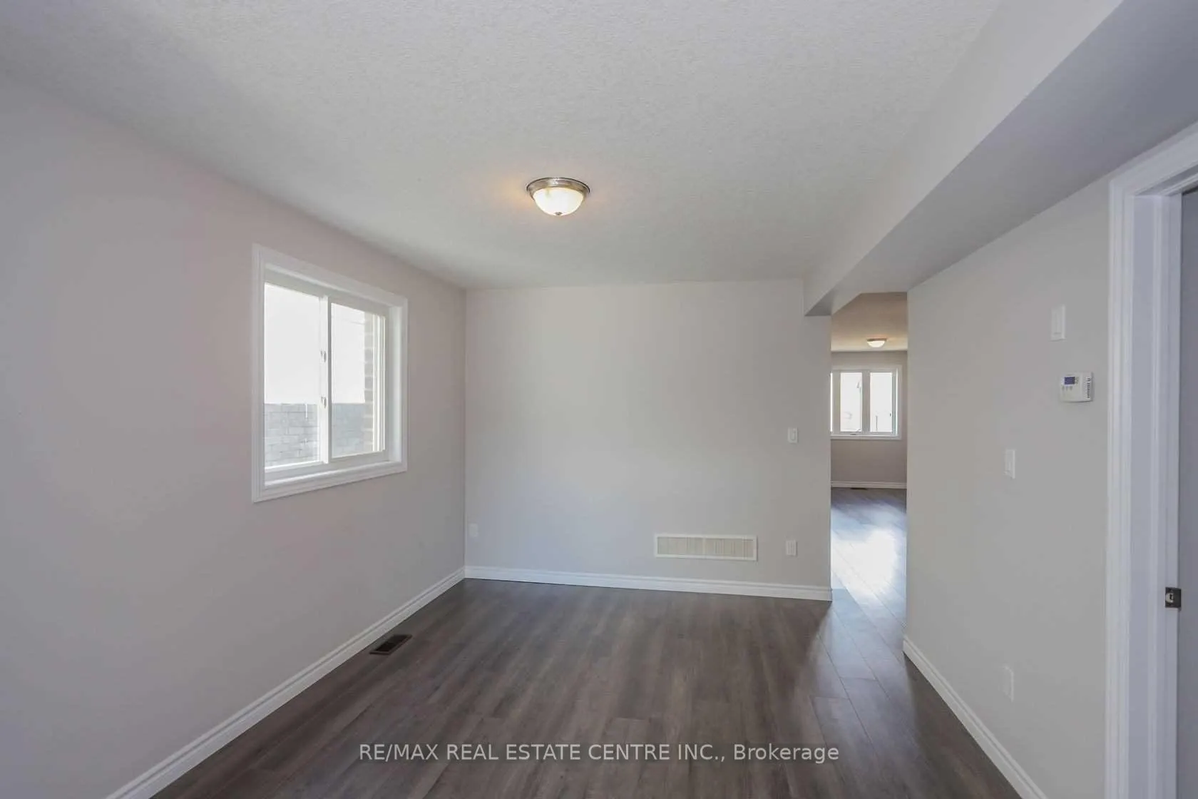 Photo 3 of Unit Upper, 1890 Foxridge Crescent, London, North S — HOMEH