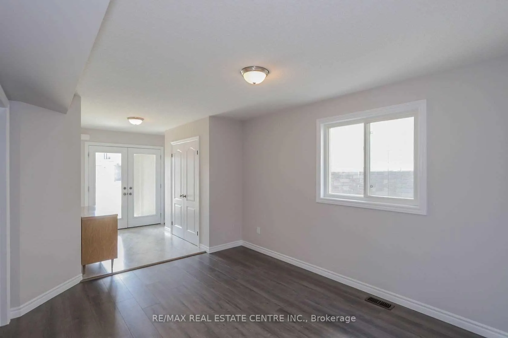 Photo 4 of Unit Upper, 1890 Foxridge Crescent, London, North S — HOMEH