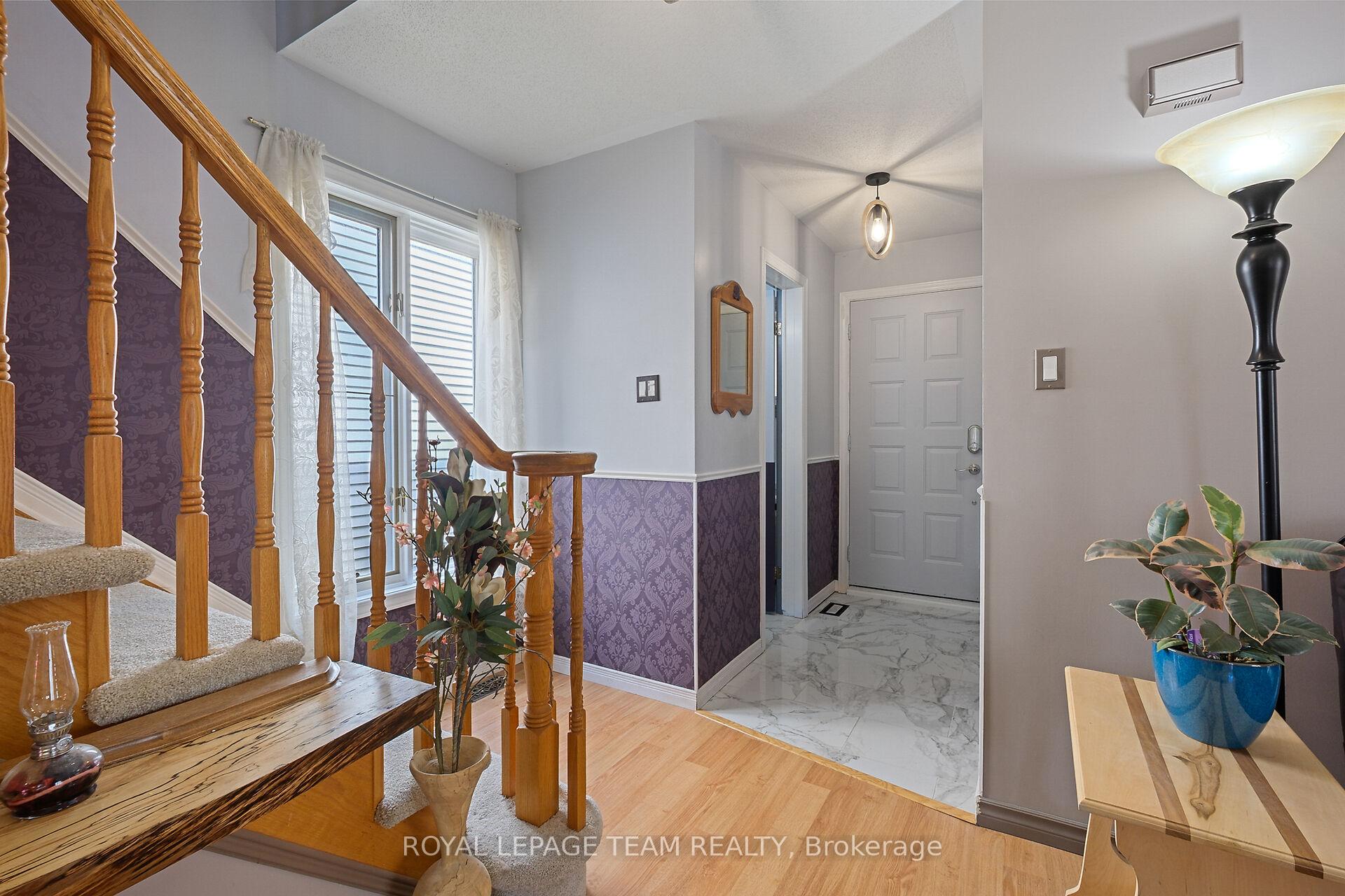 Photo 5 of 50 Rowe Drive, Ottawa, Kanata - Katimavik — HOMEH