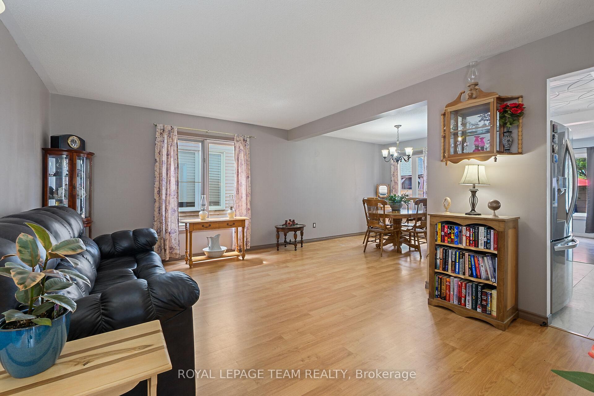Photo 7 of 50 Rowe Drive, Ottawa, Kanata - Katimavik — HOMEH