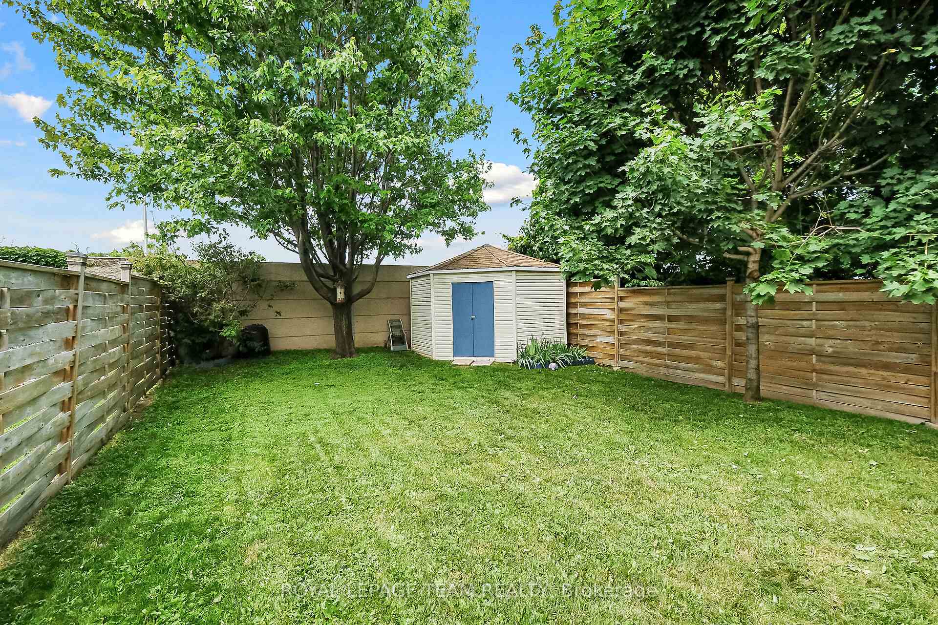Photo 31 of 50 Rowe Drive, Ottawa, Kanata - Katimavik — HOMEH