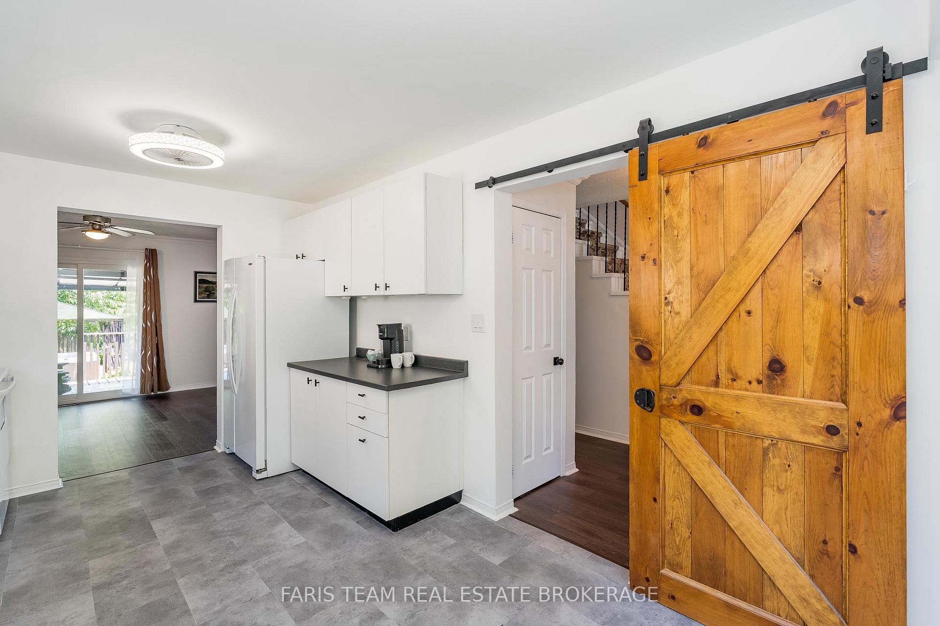 Photo 6 of 717 Candaras Street, Innisfil, Alcona — HOMEH
