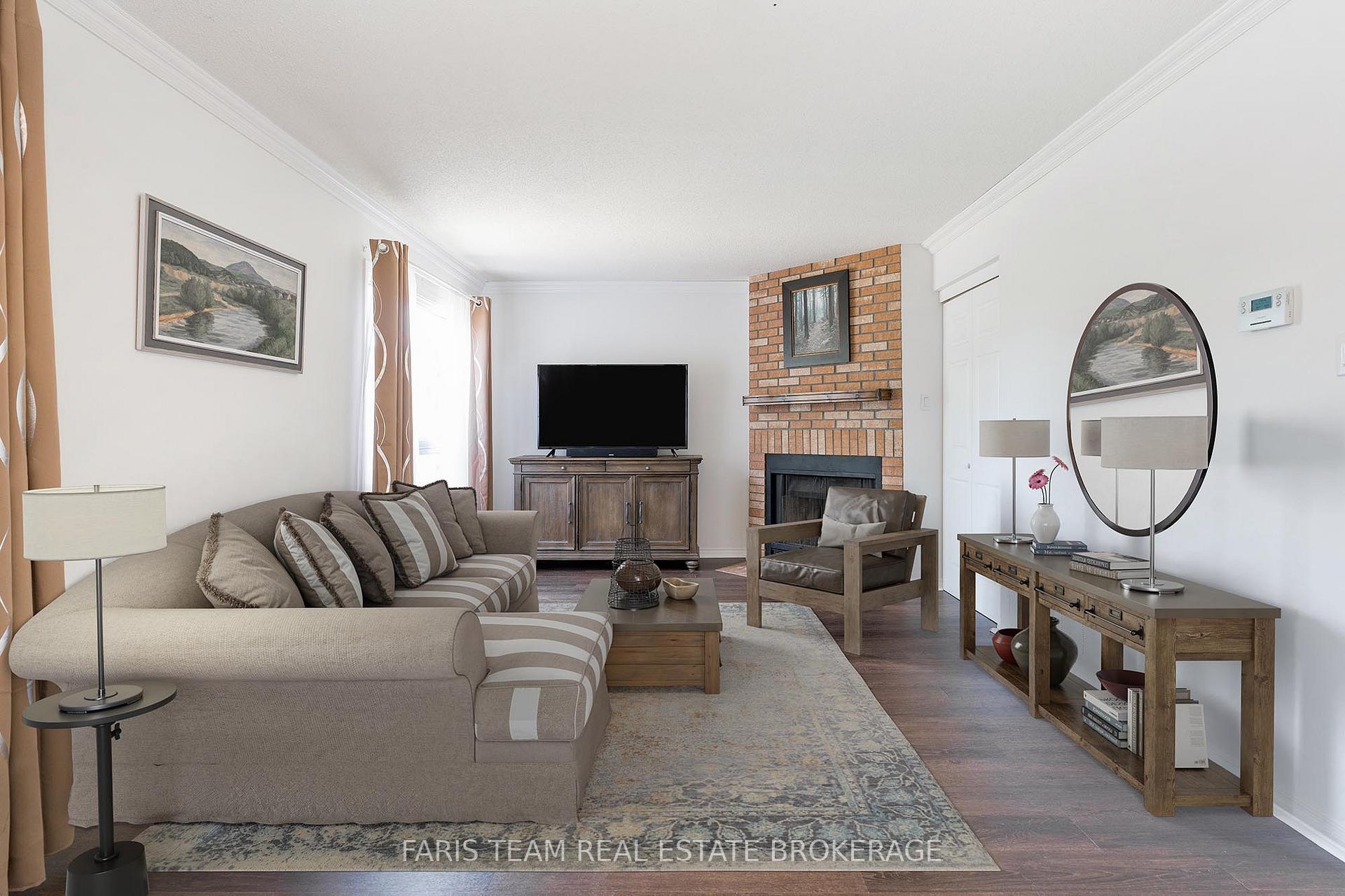 Photo 7 of 717 Candaras Street, Innisfil, Alcona — HOMEH