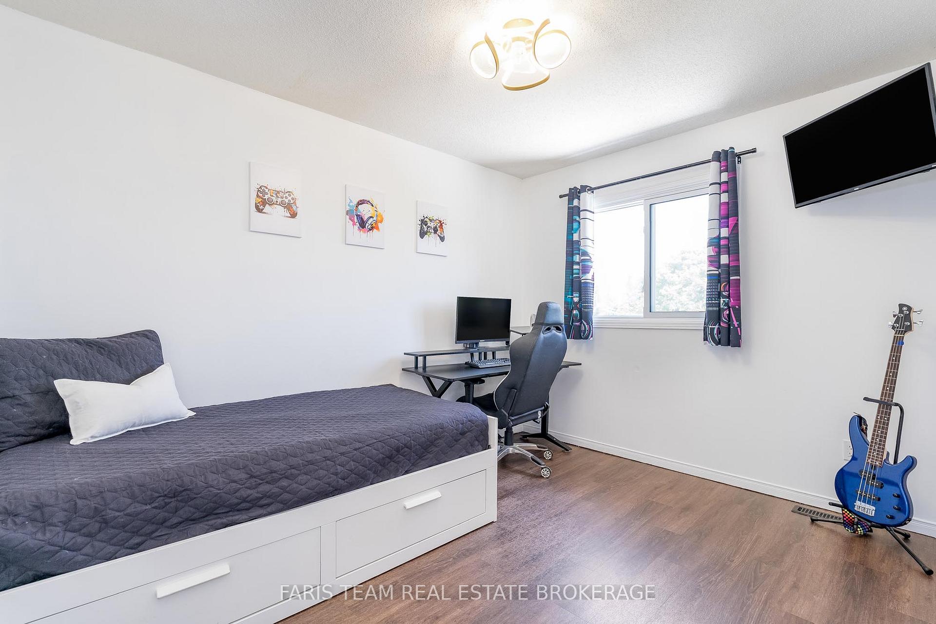 Photo 10 of 717 Candaras Street, Innisfil, Alcona — HOMEH
