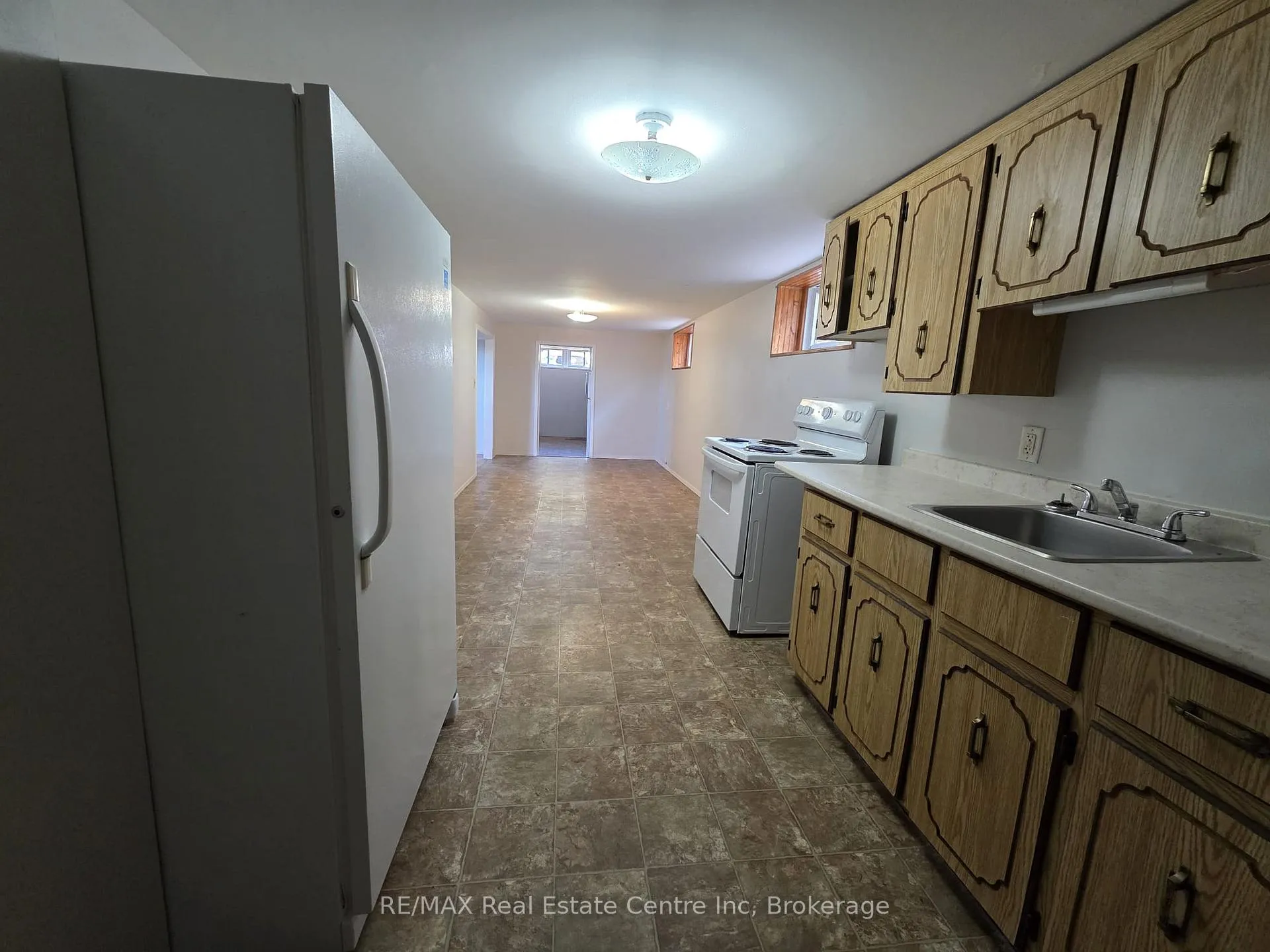 Photo 8 of 264 Vansitmart Avenue, Hamilton, McQuesten — HOMEH