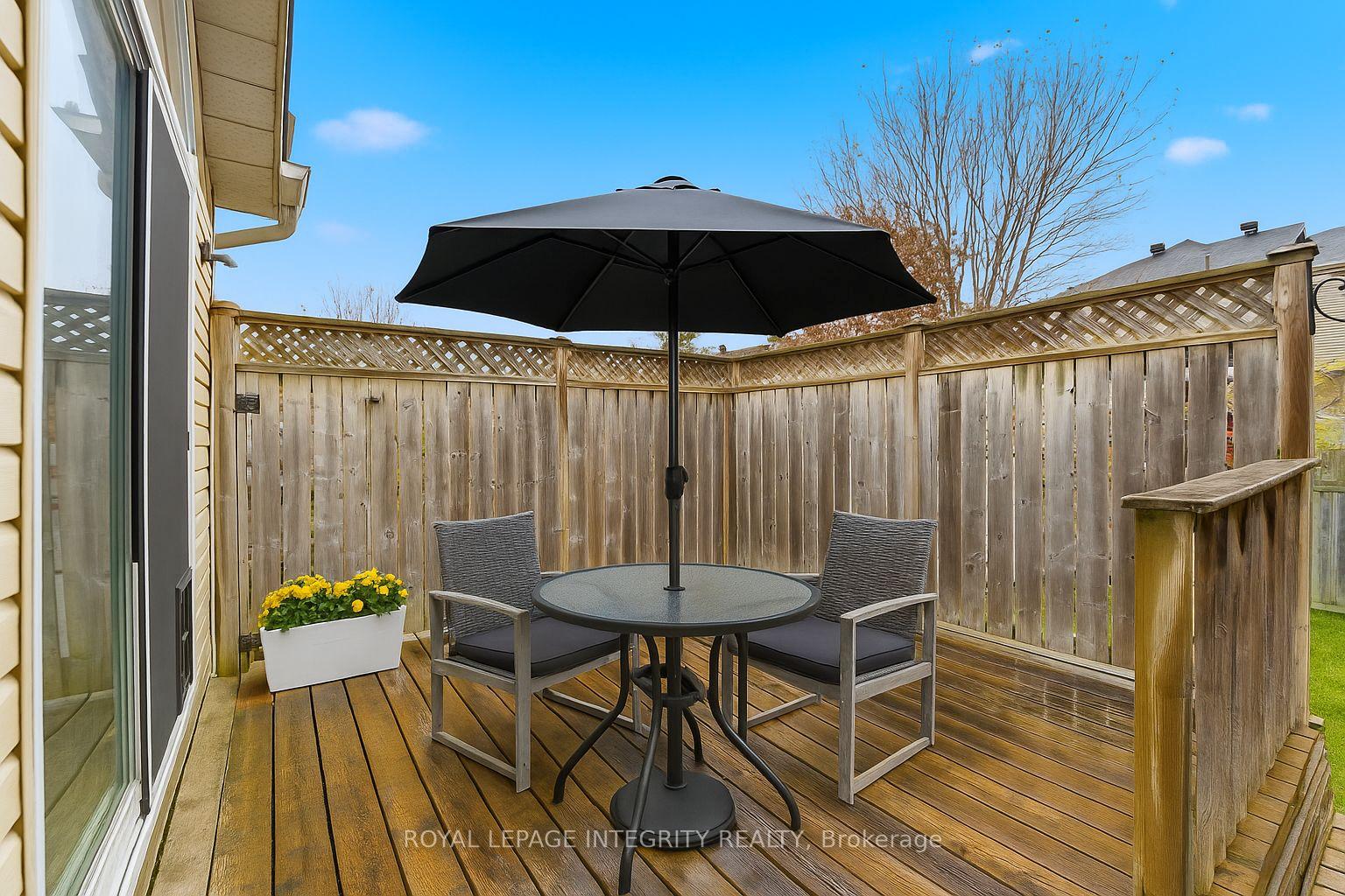 Photo 31 of 27 Flowertree Crescent, Ottawa, Kanata - Emerald Meadows/Trailwest — HOMEH