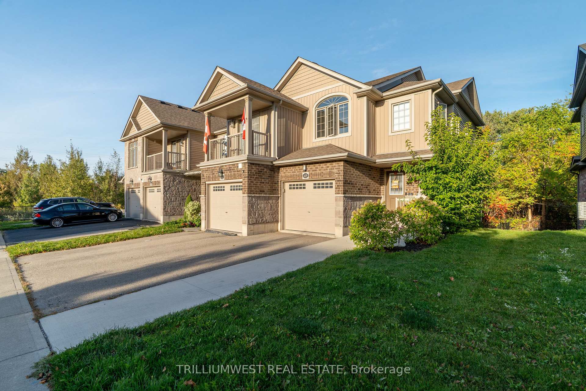 Photo 4 of 49 Meadowridge Street, Kitchener — HOMEH