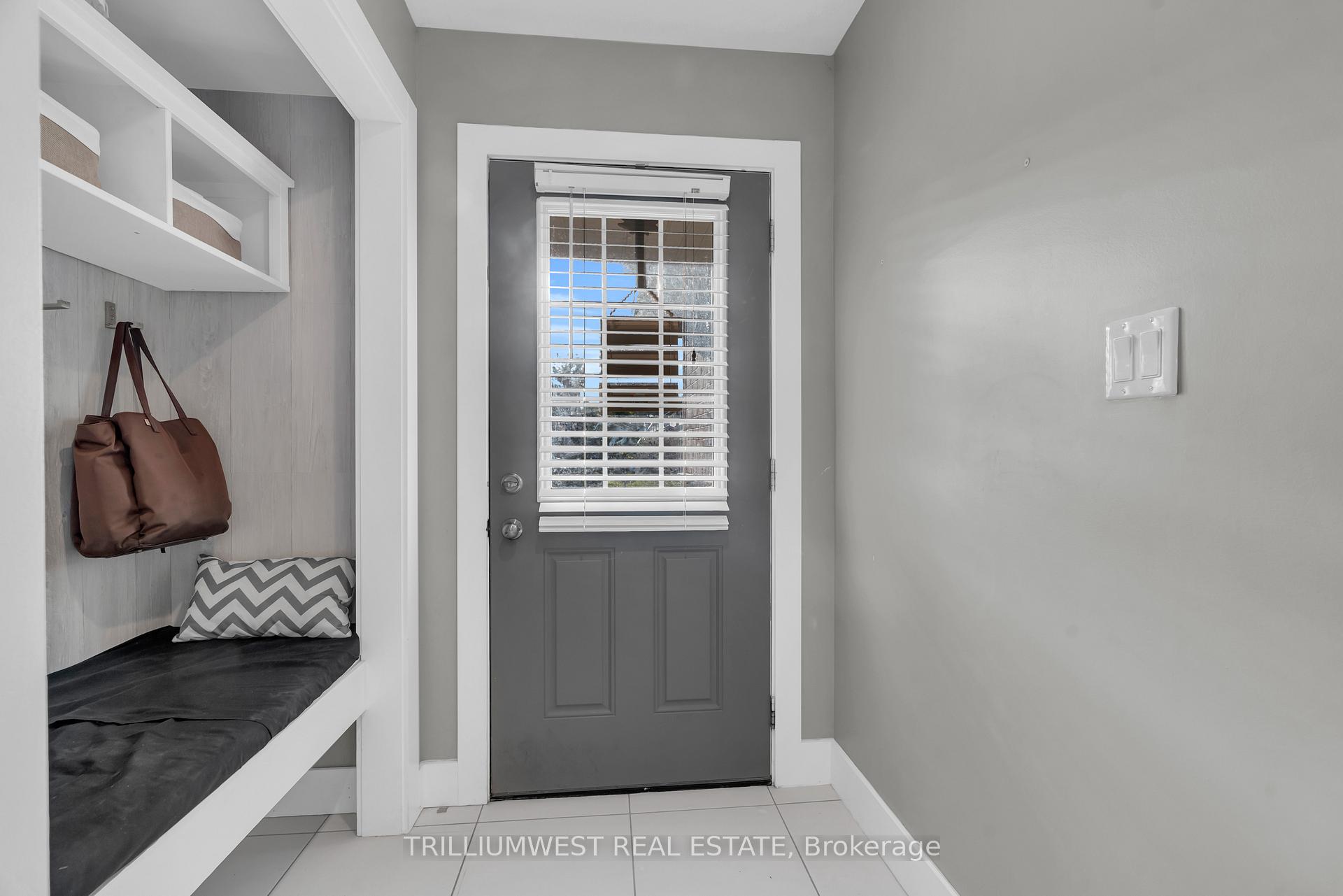 Photo 7 of 49 Meadowridge Street, Kitchener — HOMEH