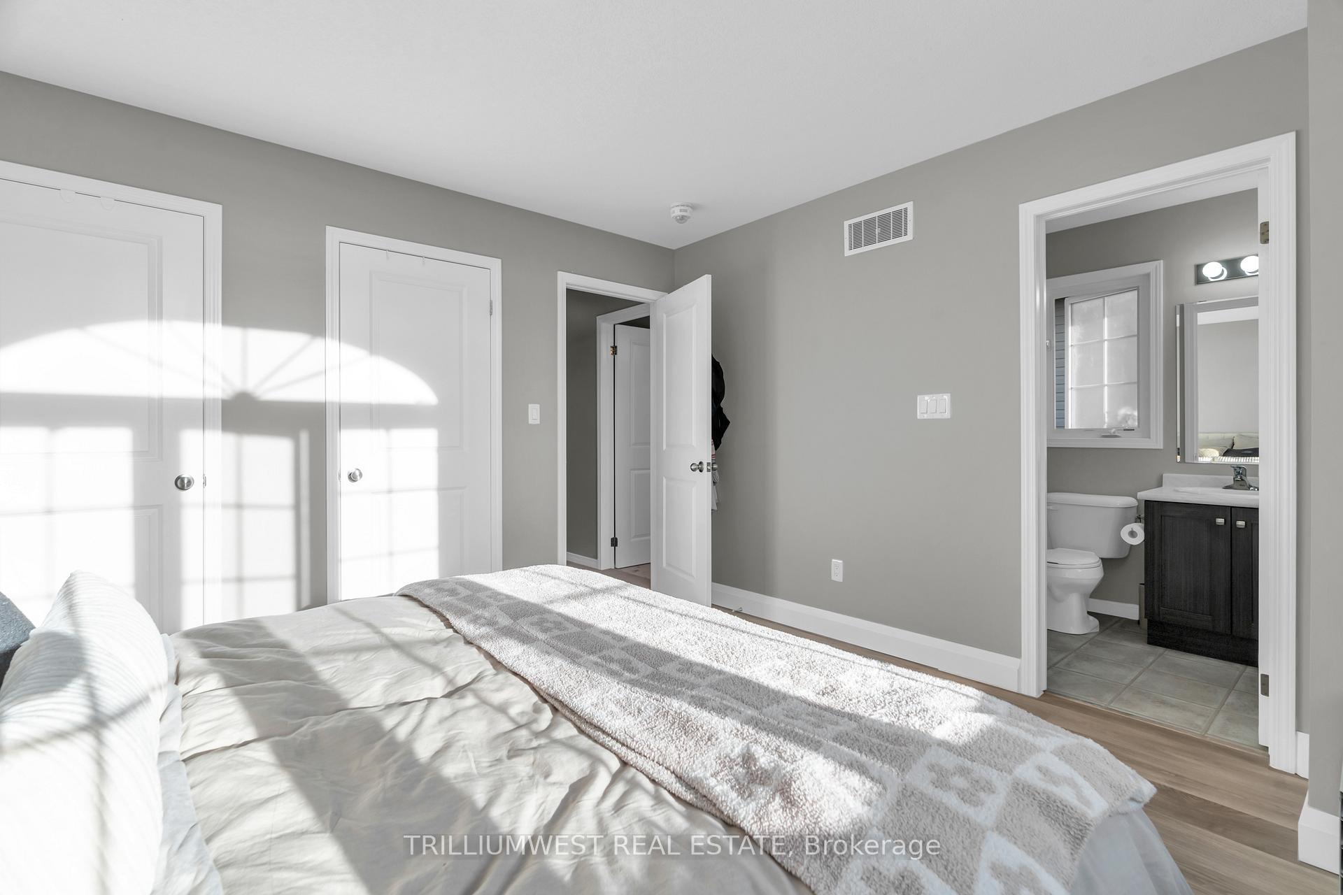 Photo 20 of 49 Meadowridge Street, Kitchener — HOMEH