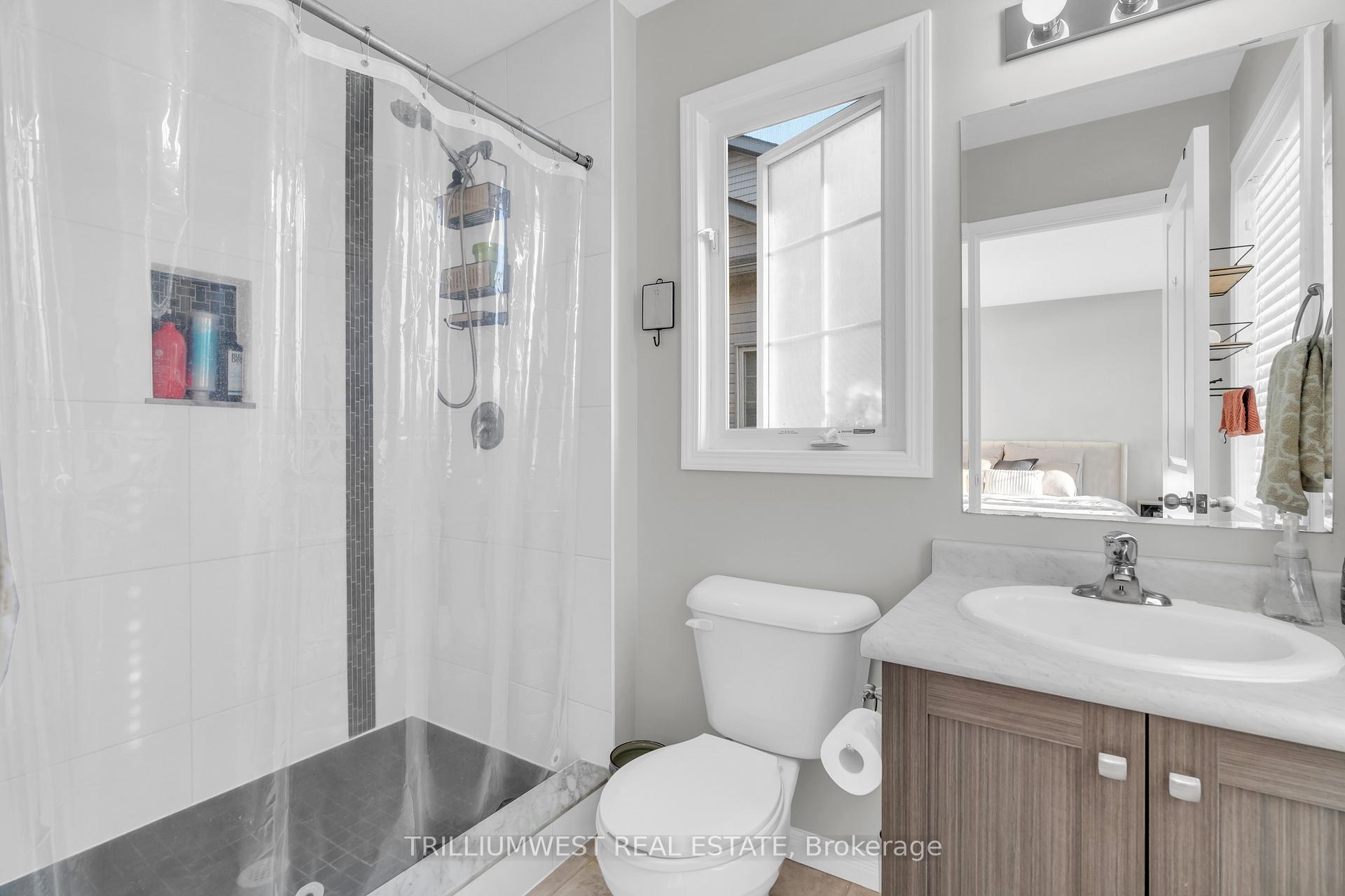 Photo 21 of 49 Meadowridge Street, Kitchener — HOMEH