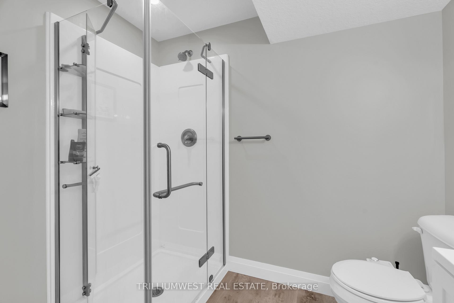 Photo 34 of 49 Meadowridge Street, Kitchener — HOMEH
