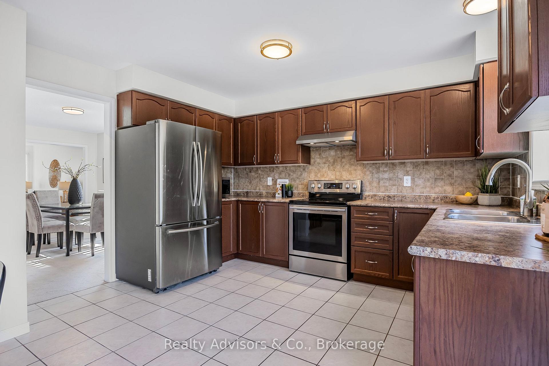 Photo 9 of 1230 Lowrie Street, Innisfil, Alcona — HOMEH