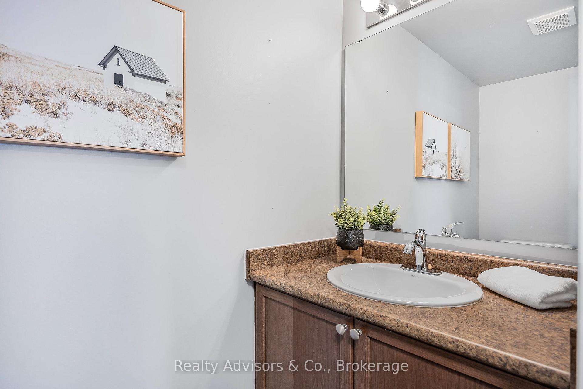 Photo 18 of 1230 Lowrie Street, Innisfil, Alcona — HOMEH