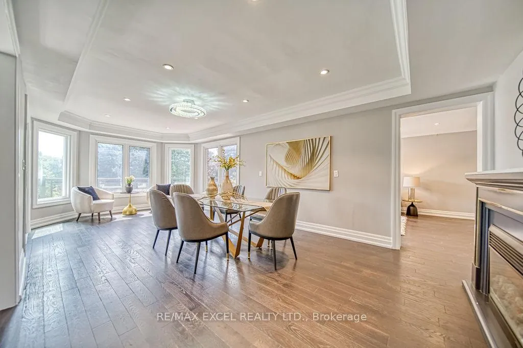 Photo 10 of 88 Montgomery Court, Markham, Buttonville — HOMEH