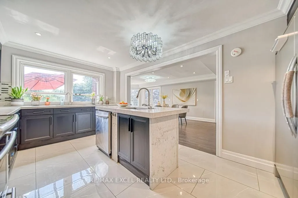 Photo 17 of 88 Montgomery Court, Markham, Buttonville — HOMEH