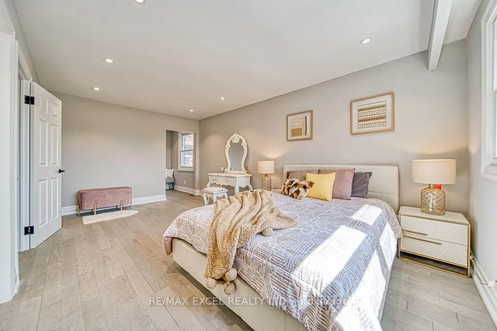 Photo 28 of 88 Montgomery Court, Markham, Buttonville — HOMEH