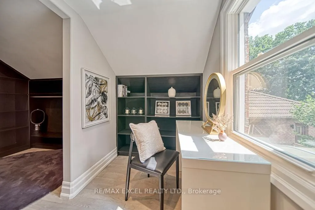 Photo 34 of 88 Montgomery Court, Markham, Buttonville — HOMEH