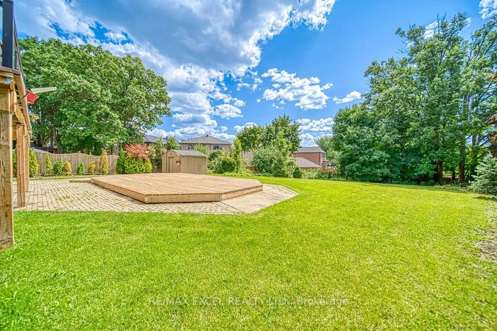 Photo 46 of 88 Montgomery Court, Markham, Buttonville — HOMEH