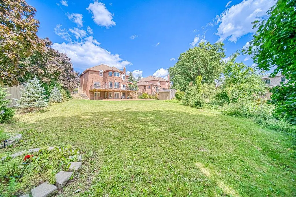 Photo 47 of 88 Montgomery Court, Markham, Buttonville — HOMEH