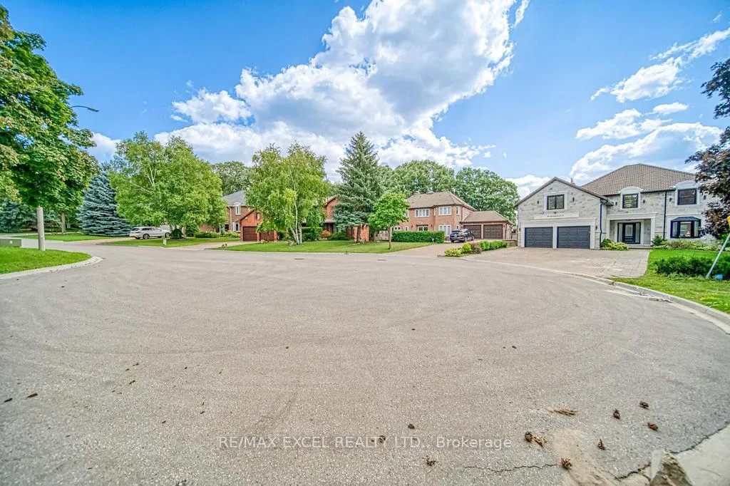 Photo 49 of 88 Montgomery Court, Markham, Buttonville — HOMEH