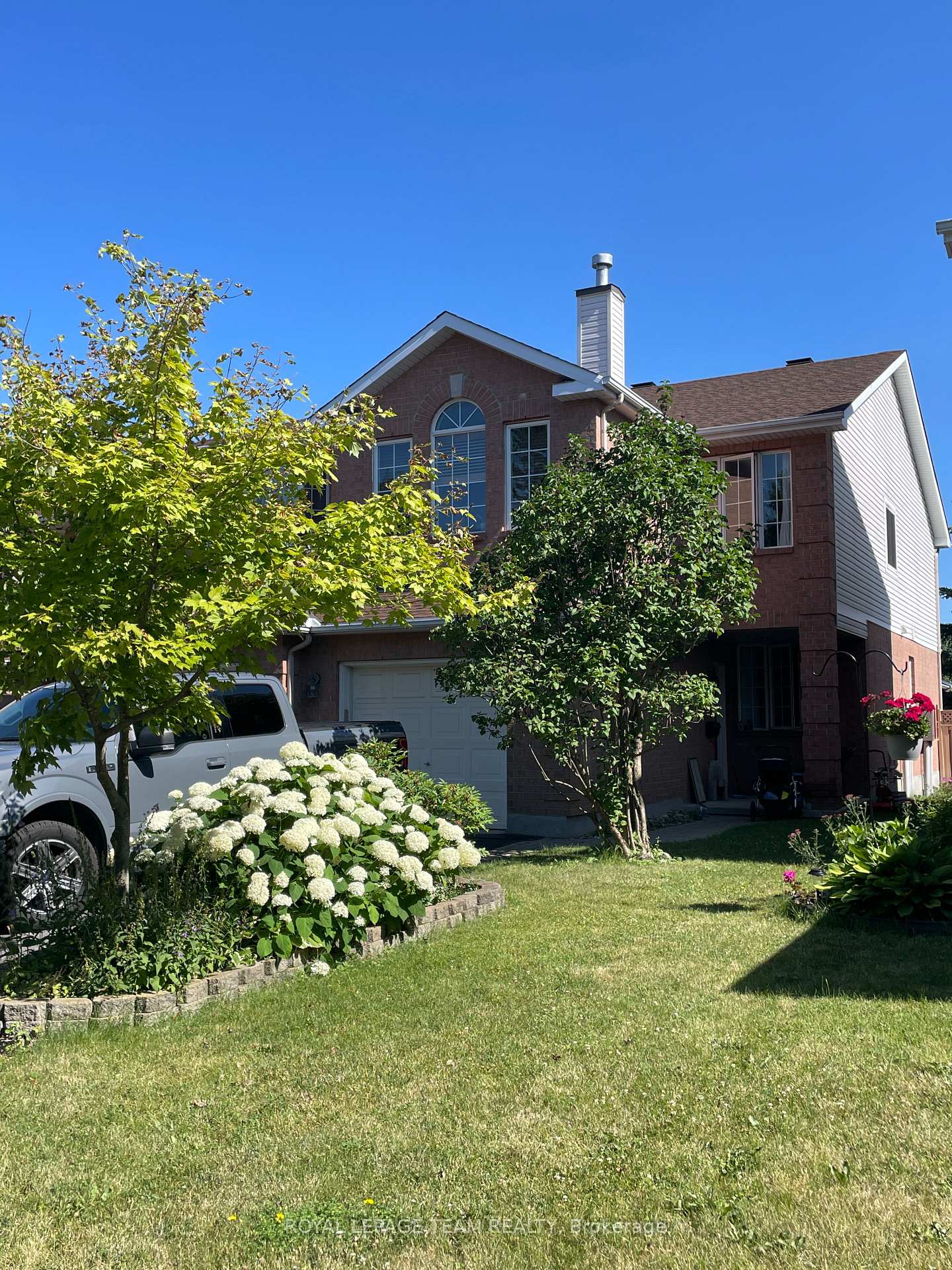 Photo 1 of 49 Cohen Avenue, Ottawa, Kanata - Katimavik — HOMEH