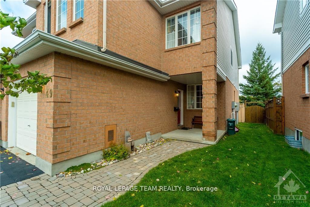 Photo 2 of 49 Cohen Avenue, Ottawa, Kanata - Katimavik — HOMEH