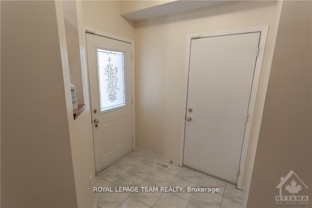 Photo 3 of 49 Cohen Avenue, Ottawa, Kanata - Katimavik — HOMEH