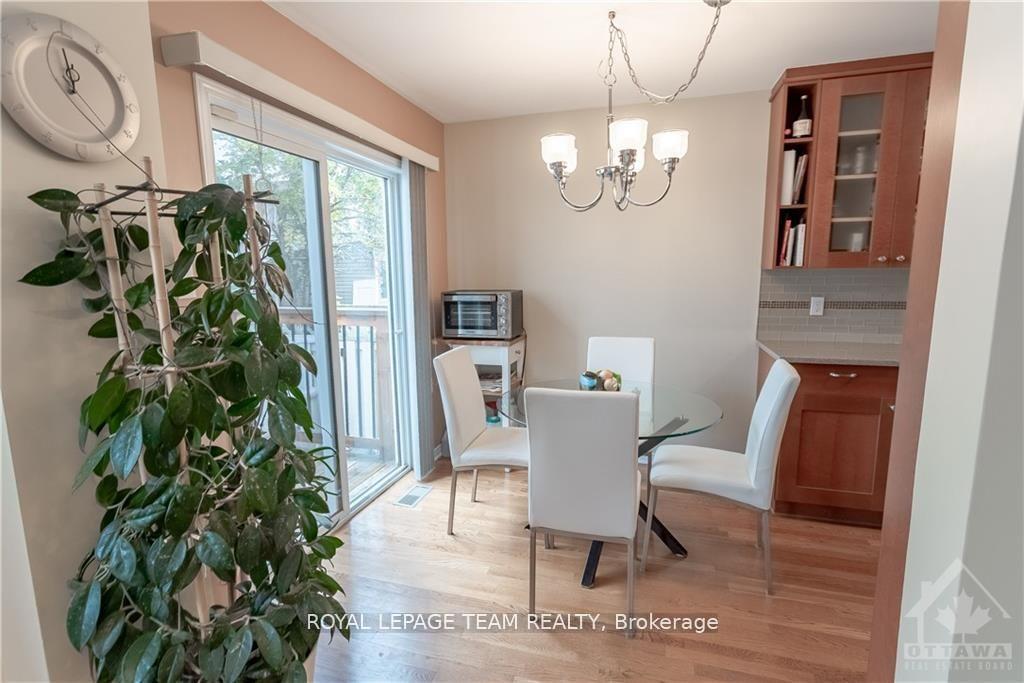 Photo 5 of 49 Cohen Avenue, Ottawa, Kanata - Katimavik — HOMEH
