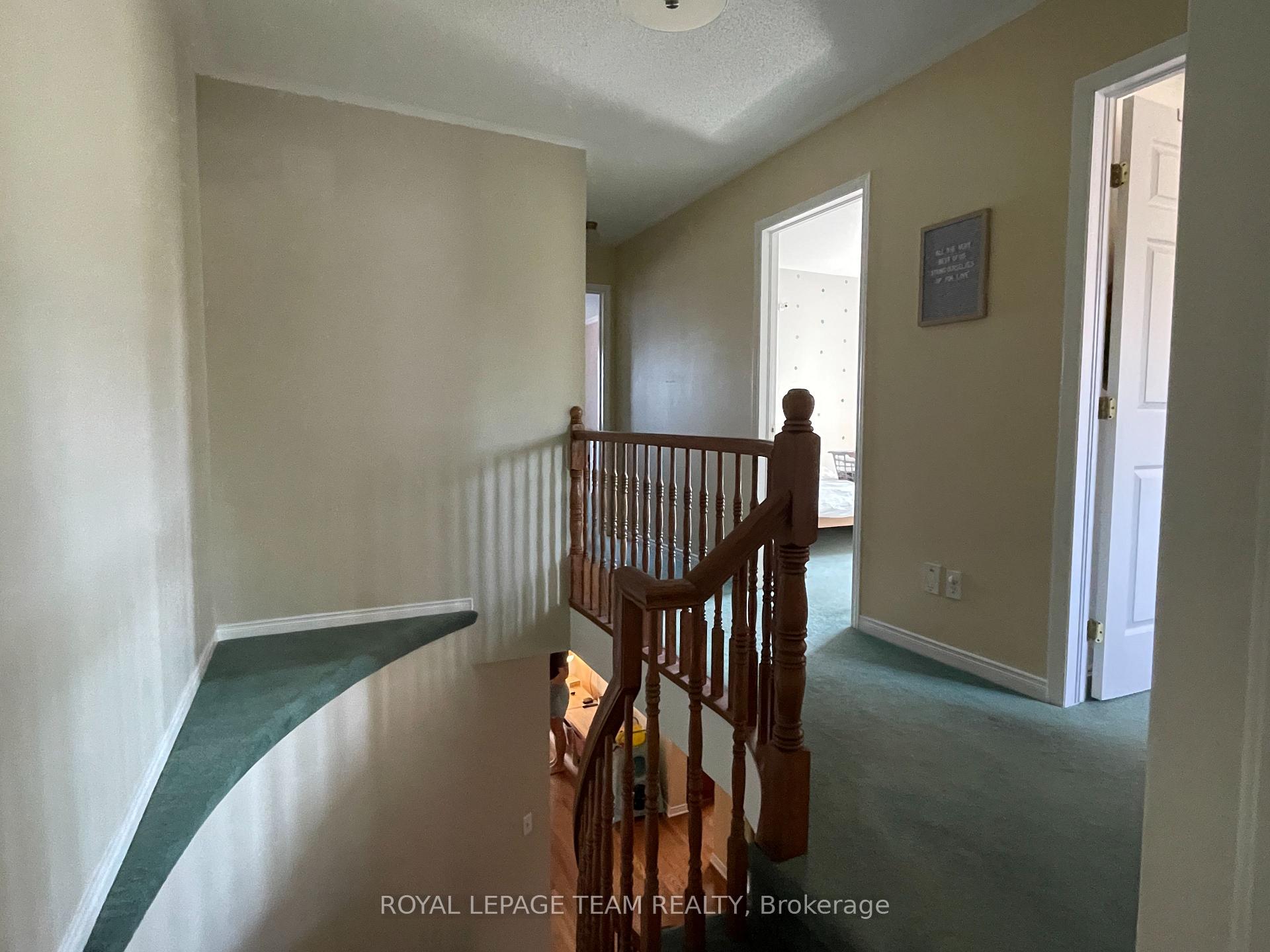 Photo 18 of 49 Cohen Avenue, Ottawa, Kanata - Katimavik — HOMEH
