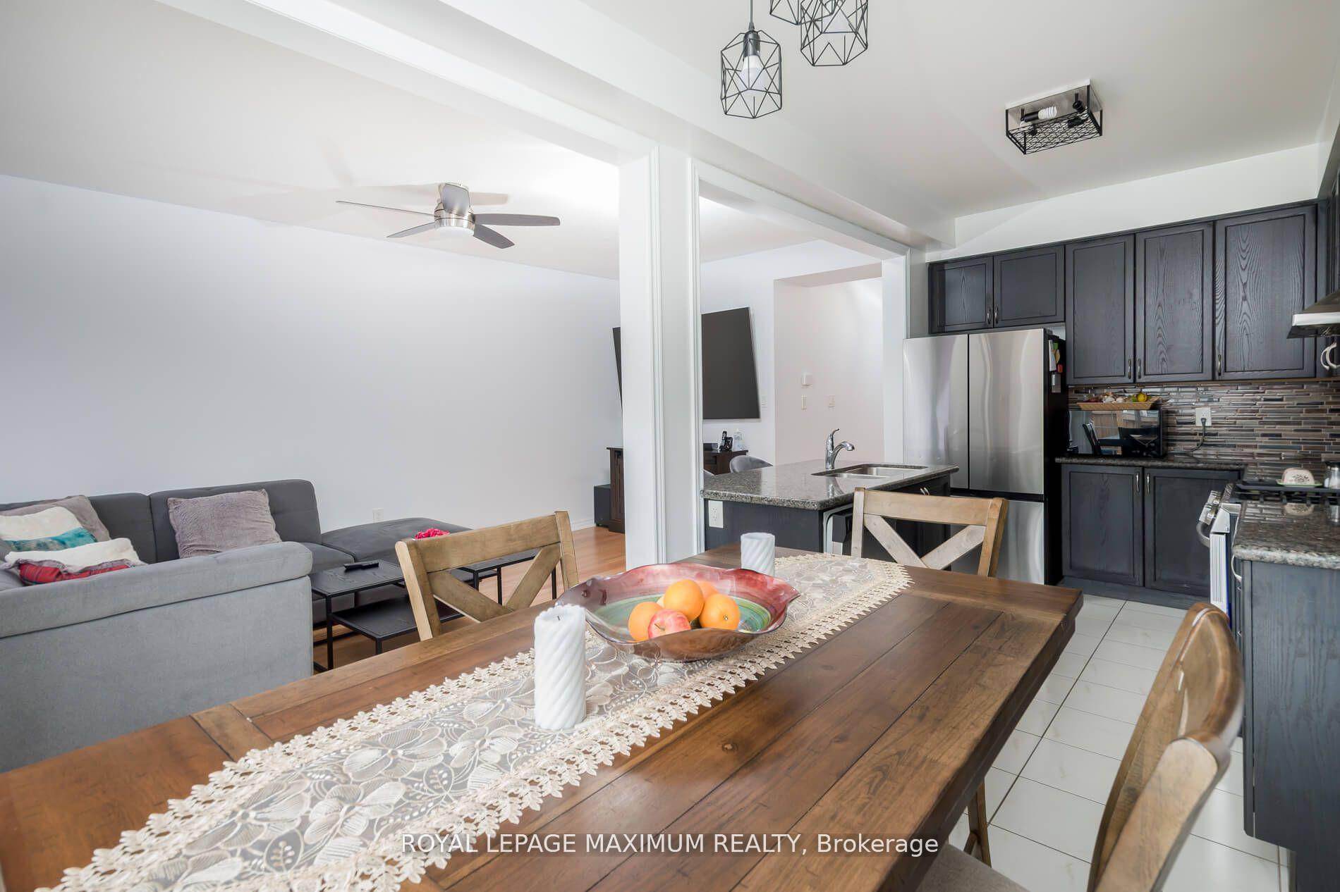 Photo 14 of 1518 Farrow Crescent, Innisfil, Alcona — HOMEH
