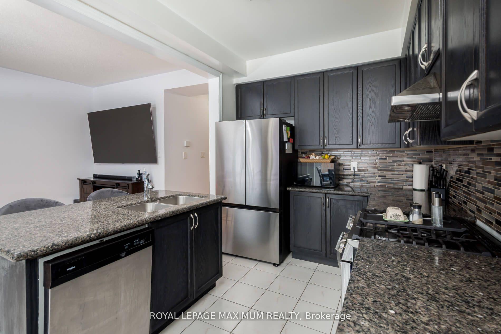 Photo 18 of 1518 Farrow Crescent, Innisfil, Alcona — HOMEH