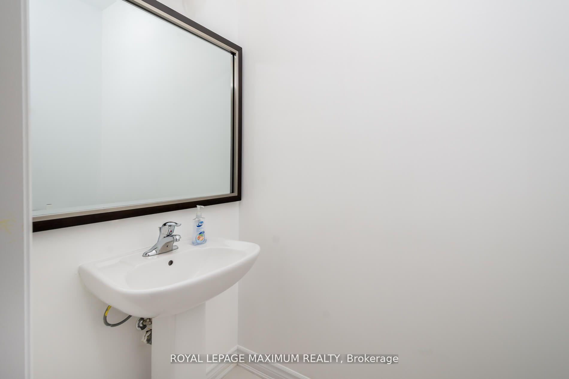 Photo 19 of 1518 Farrow Crescent, Innisfil, Alcona — HOMEH