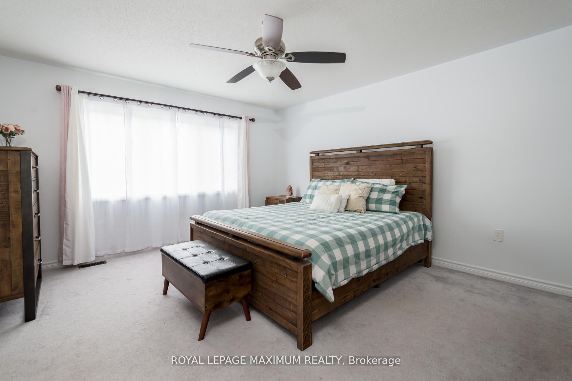 Photo 21 of 1518 Farrow Crescent, Innisfil, Alcona — HOMEH
