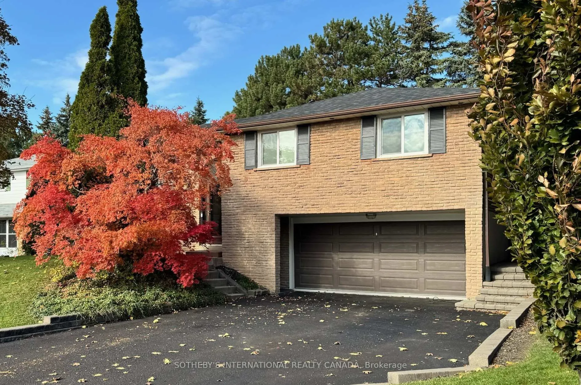 Photo 1 of 36 Shieldmark Crescent, Markham, Royal Orchard — HOMEH