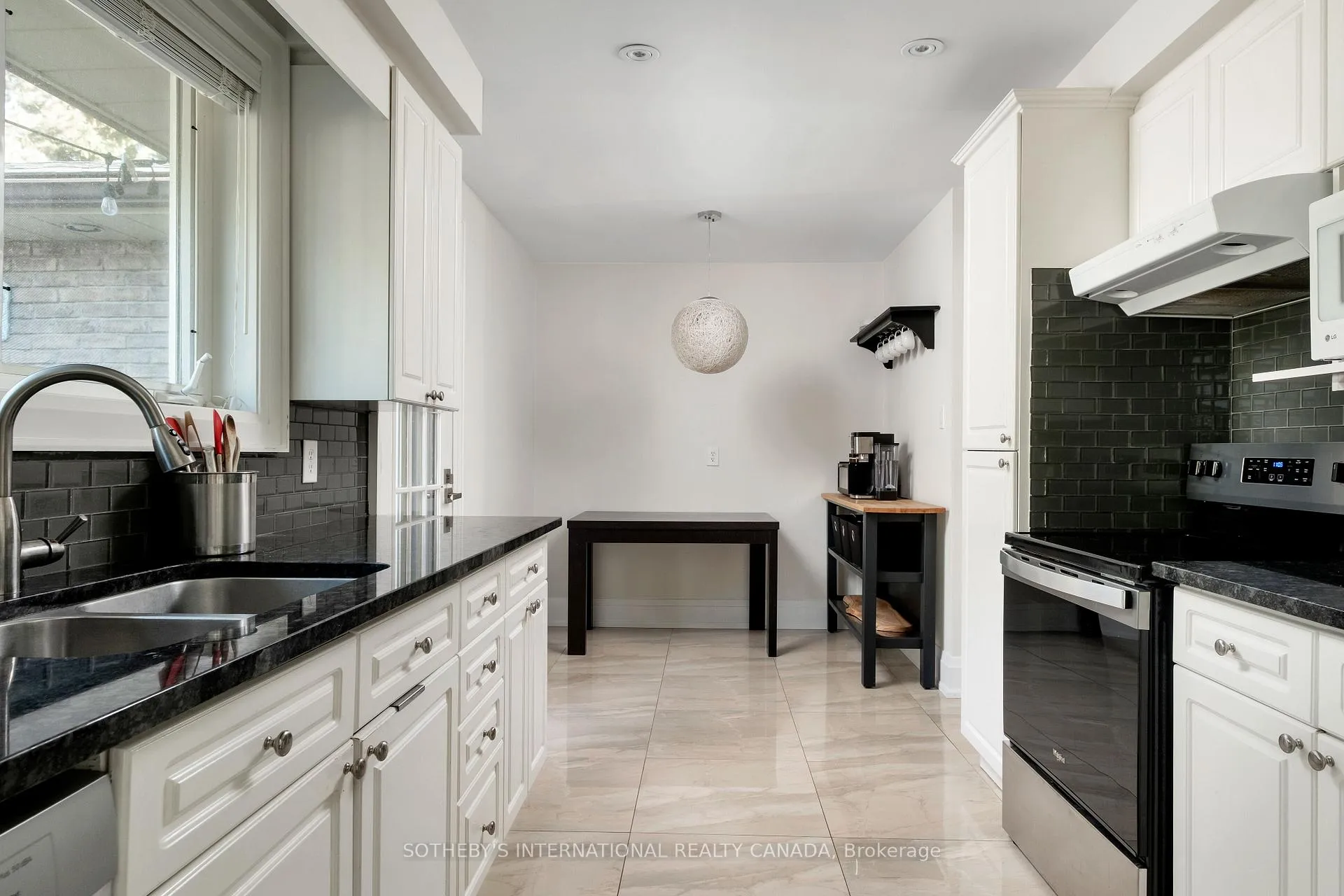 Photo 11 of 36 Shieldmark Crescent, Markham, Royal Orchard — HOMEH