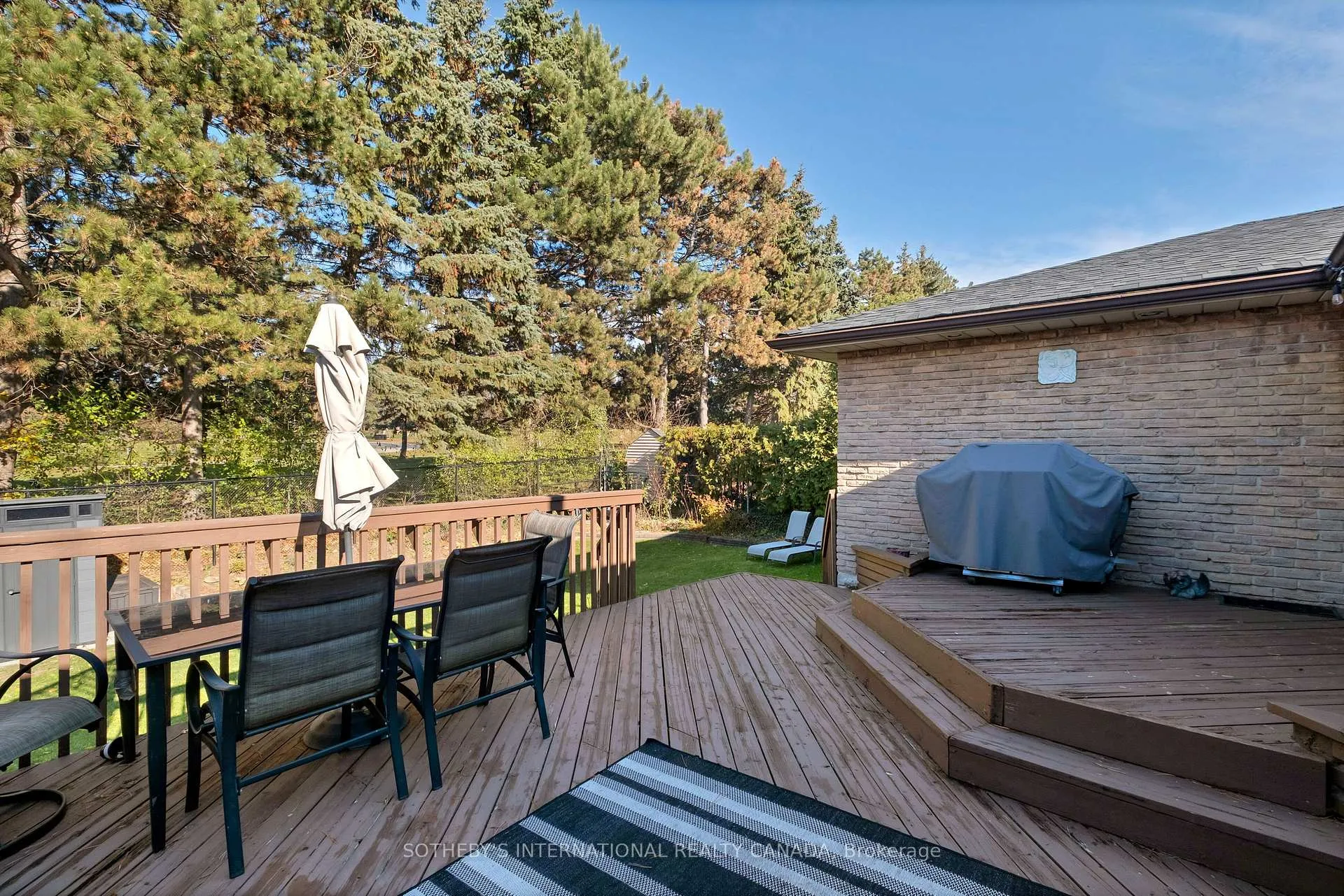 Photo 37 of 36 Shieldmark Crescent, Markham, Royal Orchard — HOMEH