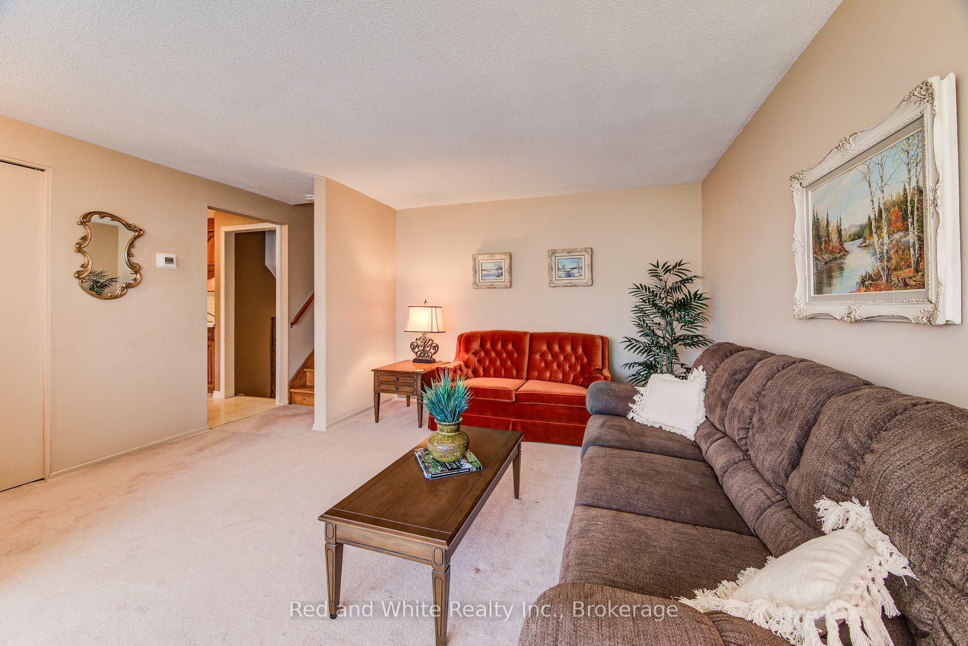 Photo 7 of 53 Belwood Crescent, Kitchener — HOMEH