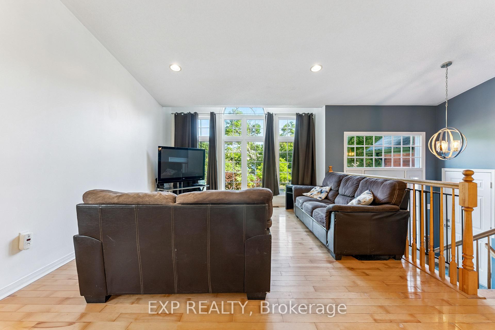 Photo 5 of 3 Bayshore Drive, Loyalist, Bath — HOMEH