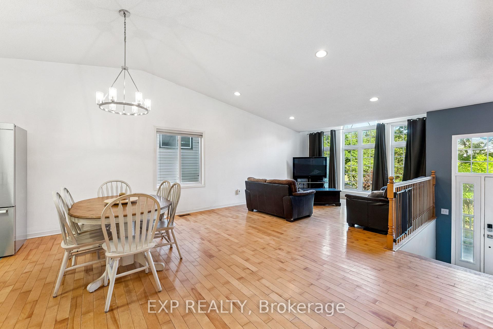 Photo 10 of 3 Bayshore Drive, Loyalist, Bath — HOMEH