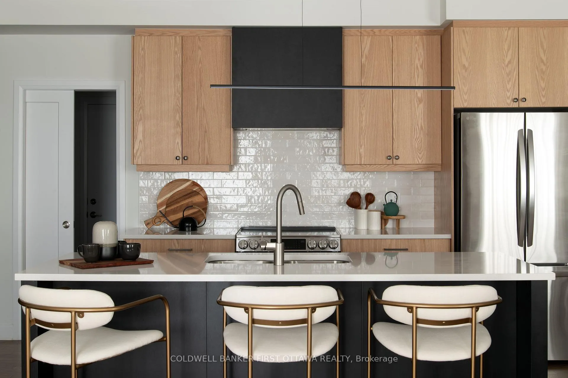 Photo 7 of 1702 Rotterdam Circle, Ottawa, Kanata - Rural Kanata (Central) — HOMEH