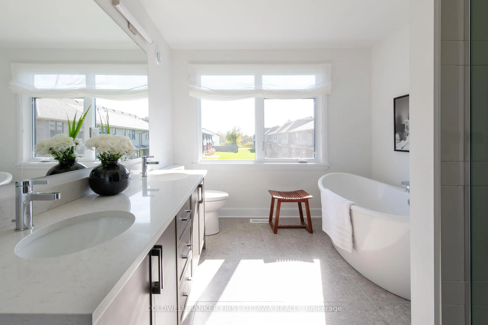 Photo 12 of 1702 Rotterdam Circle, Ottawa, Kanata - Rural Kanata (Central) — HOMEH