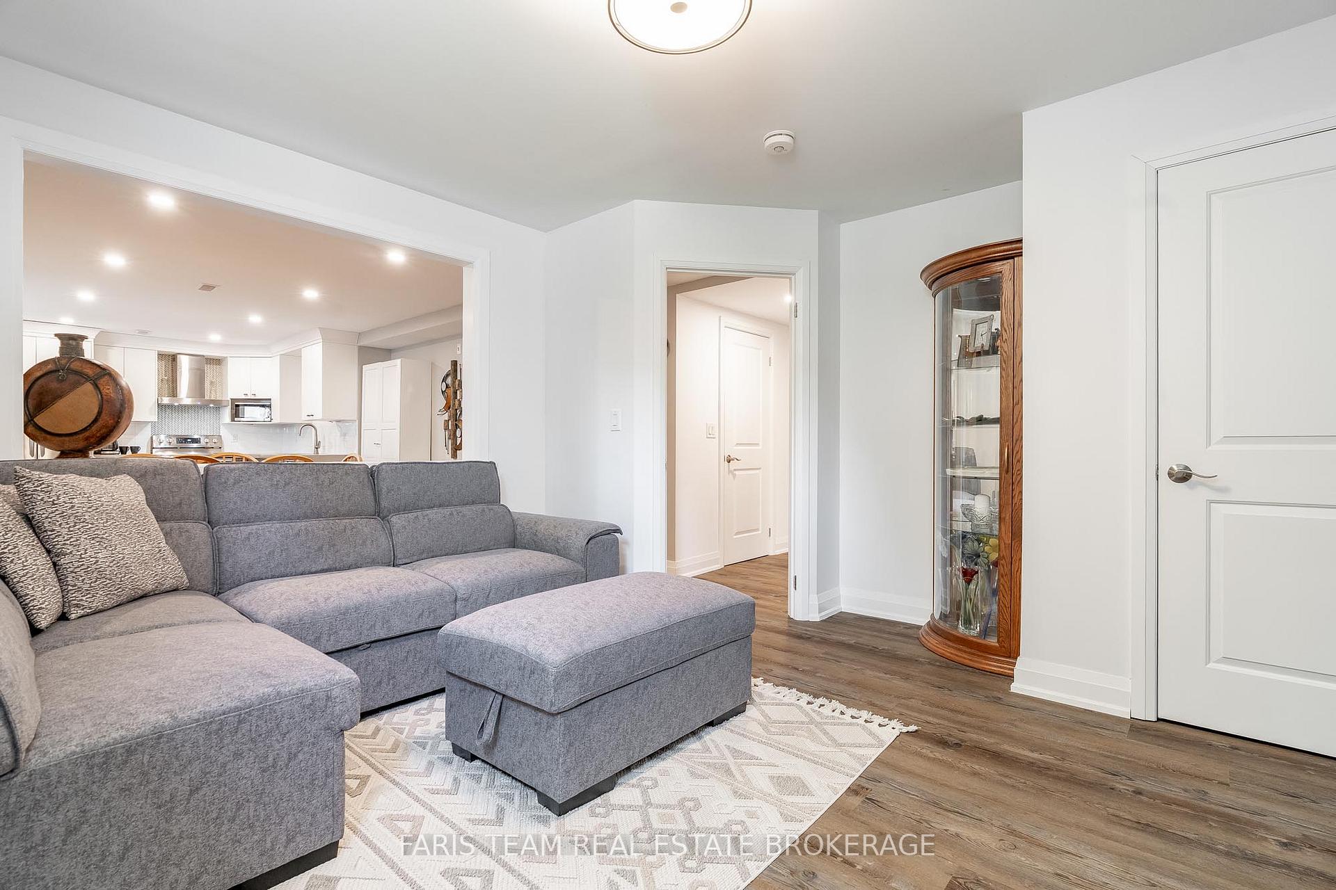 Photo 20 of 657 Burton Drive, Innisfil, Alcona — HOMEH