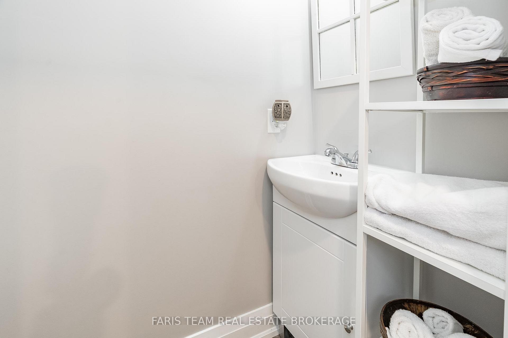 Photo 22 of 657 Burton Drive, Innisfil, Alcona — HOMEH