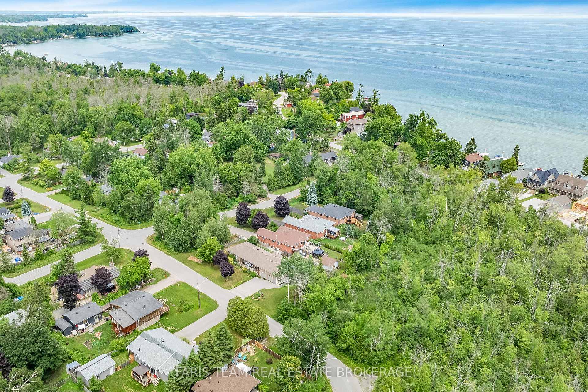 Photo 31 of 657 Burton Drive, Innisfil, Alcona — HOMEH