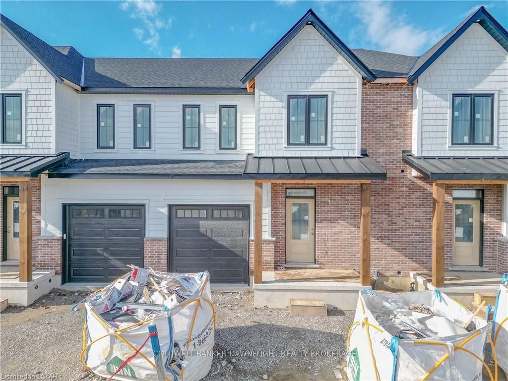 Photo 2 of 141 Scotts Drive, Lucan Biddulph, Lucan — HOMEH